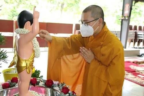 Lễ Phật Đản năm 2022 là ngày nào? Nên làm gì để có ngày lễ ý nghĩa nhất?