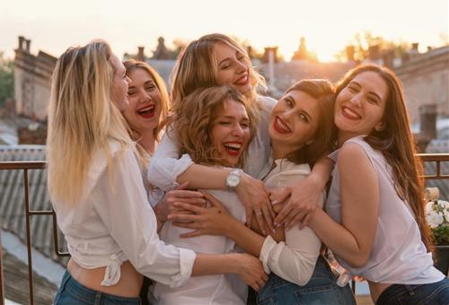 Đầu tháng 11/2023: Top 3 chòm sao vui nổ Trời vì may mắn ngập lối