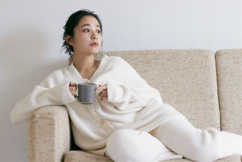 4 tuổi hạnh phúc nhất ngày 2/12/2023, nụ cười rạng rỡ trên môi