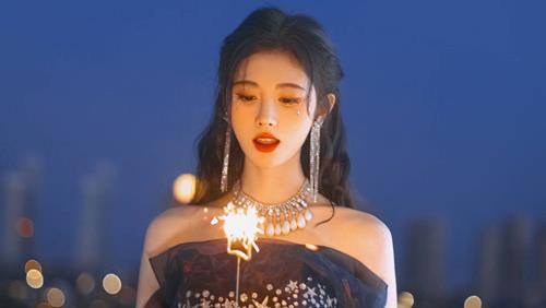 Tháng 12/2023, chúc mừng 5 chòm sao lọt top MAY mắn, cuối năm gặt hái no đủ!