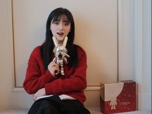 Trăng non ở Song Ngư gọi tên 4 chòm sao này vào top MAY MẮN, vũ trụ đang để ý các bạn!