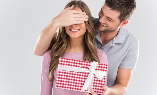 3 chòm sao bất ngờ được nhận quà khi Thủy nghịch hành lần 2 năm 2023 (21/4 - 14/5)