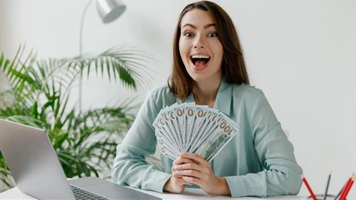 Xếp hạng 6 con giáp trời sinh mang số TỤ TÀI, hiện tại nghèo khó cũng không che lấp được tương lai phú quý