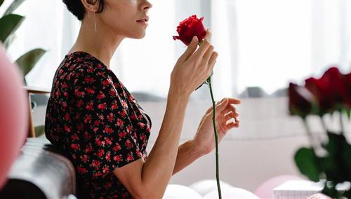 Ngày sinh của bạn ứng với MÀU gì? Giải mã khuyết điểm và vận số qua màu sắc của bạn