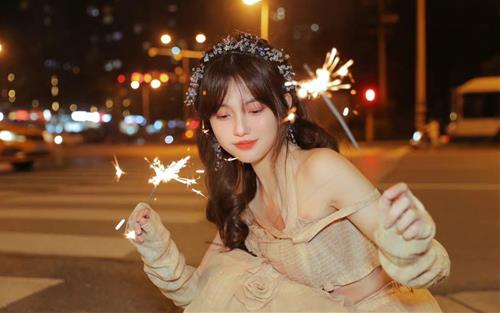 Ngỡ ngàng với top 5 chòm sao phát tài tháng 6 này, số ĐỎ không cầu mà vẫn kiếm được TIỀN!