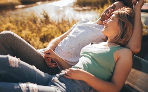 Cuối tuần (24-25/6): Top 3 chòm sao lâng lâng trong tình yêu ngập tràn