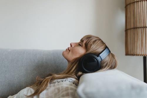 Nửa cuối năm 2023: Nhanh tay tận dụng những CƠ MAY này, 12 chòm sao tha hồ đón TIỀN hay TÌNH đều đầy ăm ắp