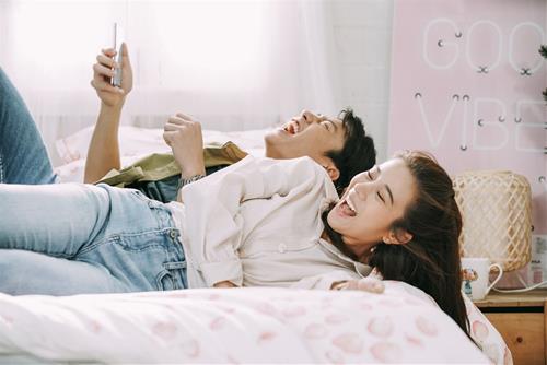 Cuối tuần 24 - 30/7, chúc mừng 3 chòm sao ĐỎ tình, trao đi được đáp lại