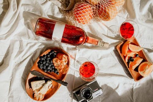 Tử vi thứ 5 ngày 17/8/2023 của 12 con giáp: Mùi gặp may, Tý rắc rối