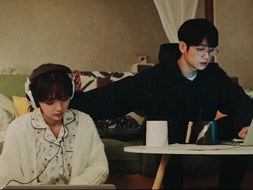 2 ngày cuối tuần 26-27/1 - 3 chòm sao bị vũ trụ cảnh báo có rạn nứt, xui xẻo tình cảm!