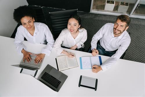 Thói quen giúp gia tăng giá trị bản thân để có thành công vô cùng RỰC RỠ