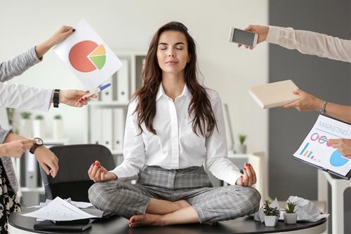 Sau 1 ngày "cống hiến hết mình cho TƯ BẢN", 12 cung hoàng đạo xả stress ra sao?