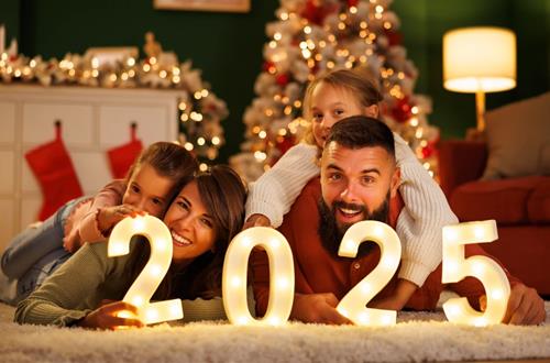 Tiết lộ lĩnh vực 12 chòm sao thành công, phát triển mạnh mẽ, vượt trội trong nửa đầu năm 2025