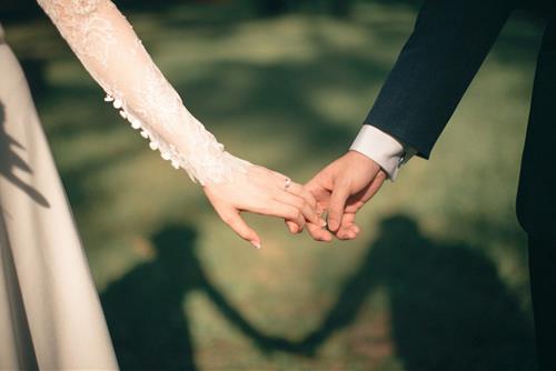 Yêu nhau thì dễ - Bên nhau mới khó: Xem rủi ro hôn nhân bạn có thể gặp phải qua Lá số tử vi