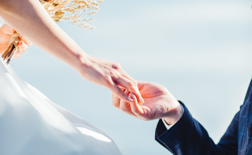 Tử vi hôm nay 16/3/2024 - Chúc mừng 4 tuổi được ông Tơ bà Nguyệt se duyên, gia đạo êm ấm