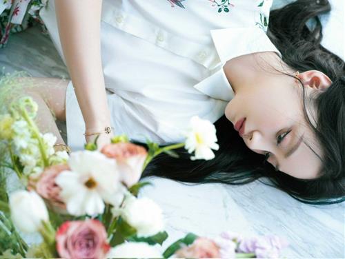 Cuối tuần này 9-10/3, vũ trụ trao cơ hội yêu đương, thoát Ế cho 3 chòm sao này!