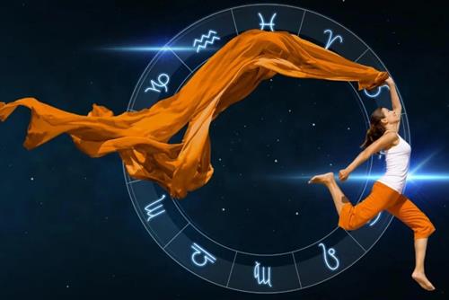 Sao Diêm Vương nghịch hành năm 2024 ảnh hưởng đến túi tiền của 12 chòm sao đến đâu?
