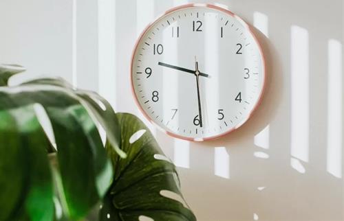 Đảm bảo những nguyên tắc đồng hồ này để sức khỏe đảm bảo, tiền bạc không bị thất thoát