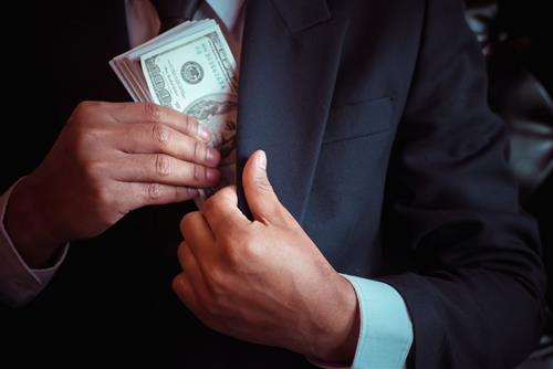 Chủ nhật ngày 14/7/2024 có 3 con giáp này đón chờ hạnh phúc tựa như mơ