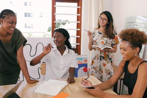 Tử vi hôm nay: Chúc mừng 3 con giáp may mắn ngày 19/9/2024, vươn tới đỉnh cao