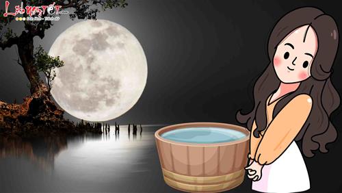 Phơi nước dưới trăng Rằm để làm gì mà toàn người GIÀU và XINH ngấm ngầm tiến hành, không cho ai biết?
