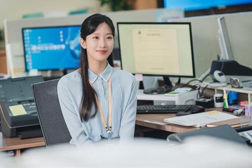 LỘC lá cuối tuần này 11-12/1 dồn hết cho 3 con giáp sau, ăn nên làm ra hơn người!