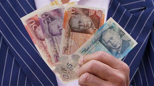 Tử vi hôm nay: 4 con giáp đón tiền về túi ngày 15/11/2025, thu nhập tăng nhanh