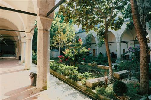 Tử vi thứ 7 ngày 27/12/2025 của 12 con giáp: Tý bất an, Ngọ mâu thuẫn