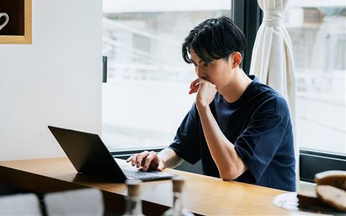 Sự nghiệp thành công nhất ngày 7/1/2026 - 4 con giáp được Thần Tài thiên vị, cho LỘC cực đại