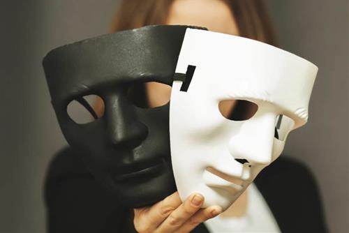 Muốn không VẠ lây, khổ thêm thì nên tránh xa loại người nguy hiểm này!