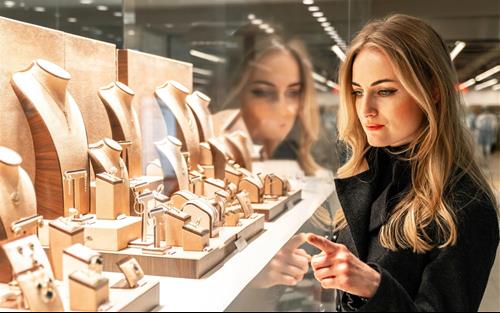 Sự thật về những thứ người giàu có thầm lặng không bao giờ mua, còn chúng ta thấy khó hiểu