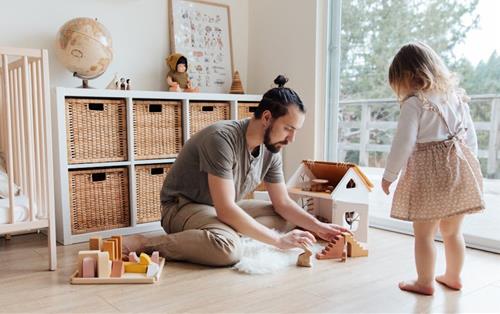 Phong cách làm bố của 12 chòm sao: Ai mềm mỏng, ai nghiêm khắc và khó tính nhất?