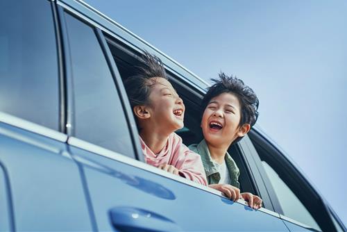 Mật ngọt xuất hiện - 2 ngày cuối tuần này 7-8/6, có 3 tuổi sau cực ĐỎ tình, yêu đương thuận lợi!