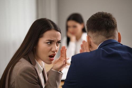 Để tránh bị CÔ LẬP ở nơi làm việc, 12 cung hoàng đạo nhất định phải biết CHIÊU này