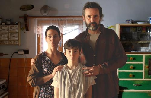 4 thói quen tiền bạc tiêu biểu người có tuổi thơ khó khăn khiến họ tiếp tục nghèo khó ở hiện tại