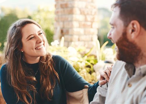 Top 3 chòm sao hạnh phúc ngọt ngào, niềm vui ngập tràn cuối tuần (5-6/7)