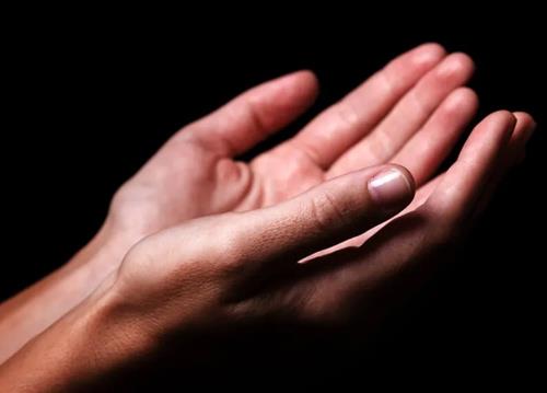 Ngón trỏ có đường chỉ tay hiếm hứa hẹn 5 điều lớn lao sẽ xảy ra trong cuộc đời bạn