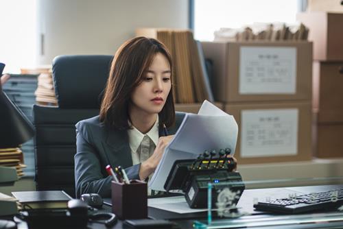 Cảnh báo! Sang tháng 7 âm, 4 con giáp này toàn gặp phải "thứ CÔ HỒN" trong công việc, vạ lây bất ngờ