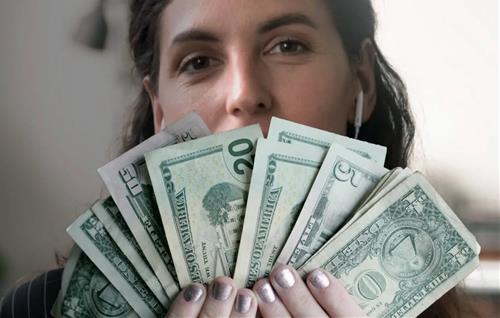 Vén màn bí mật tài chính cuối năm 2025: Những chòm sao nào sẽ hái ra tiền?