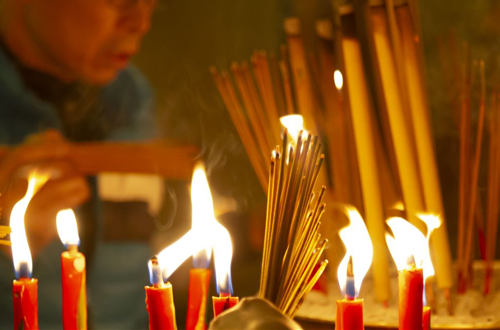 Ngày mai RẰM tháng 7 âm - Ông bà xưa dặn kỹ 4 điều nên kiêng kỵ, có kiêng thì mới có lành