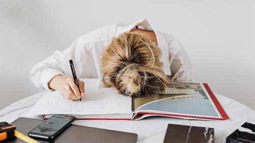 Tử vi hôm nay: Cảnh báo 4 con giáp vất vả đủ đường ngày 13/9/2025, quá nhiều biến động