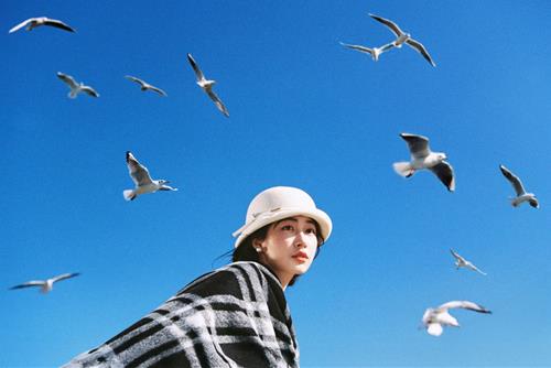 4 chòm sao MAY mắn nhất tháng 4/2026, ĐỜI bước sang trang mới, vừa giàu vừa vui!