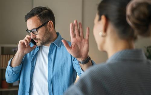 Xếp hạng cách 12 chòm sao xử lý sau chia tay: Ai là tổng tài lạnh lùng, ai biết nghĩ cho người khác?
