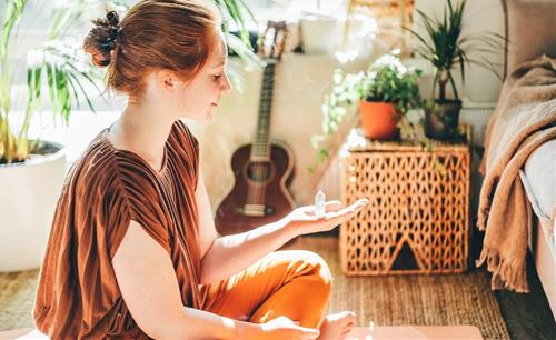 Chữa lành bằng năng lượng: Hãy để năng lượng tuôn chảy thực hiện mọi điều bạn muốn