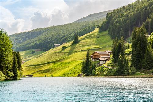 Tử vi thứ 3 ngày 30/6/2026 của 12 con giáp: Sửu lắm tiền, Tị nóng tính