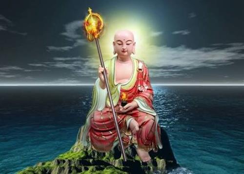 Địa Tạng Vương Bồ Tát nhắc nhở, nhiều nhà mắc 3 SAI lầm lớn khi thờ cúng tổ tiên, vô tình kéo theo tai ương