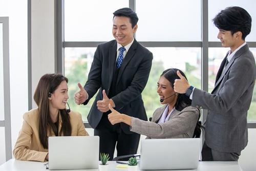 Hết thời chật vật: Đầu tháng 10 có 4 chòm sao bứt phá mạnh mẽ, lương thưởng chạm đỉnh